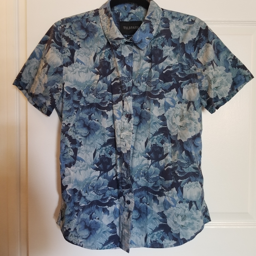 Wildfang Essential Short Sleeve Button Up